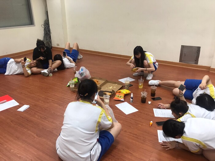 覓食